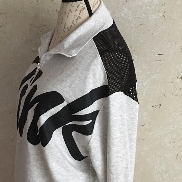 PINK VS Quarter-Zip Pullover Top Tee New With Tag - Picture 2 of 8